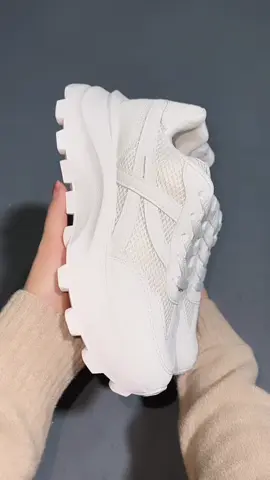 Sneakers cakap full putih 🔥😍 #kronikel #kronikelproject #sepatuwanita #sneakers 