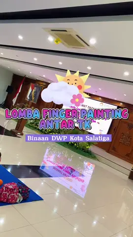 Wakil Wali Kota Salatiga Nina Agustin hadir dan membuka kegiatan Lomba Finger Painting antar TK Binaan Dharma Wanita Persatuan Kota Salatiga Tahun 2025. Lomba digelar di Ruang Kaloka Gedung Setda, Kamis (28/08/2025). Hadir dalam kegiatan, Asisten Pemerintahan dan Kesra Sekda Salatiga, Plt. Kepala DP3APPKB Kota Salatiga, Ketua Dharma Wanita Persatuan Kota Salatiga, peserta lomba dan segenap pendamping. Lomba dengan tema 