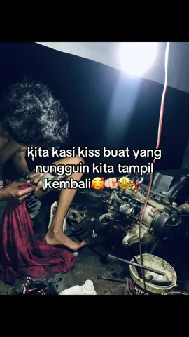 kasii yang manis manis🥰🥰#epanbott #tampilkembali🤭🤭 #trend #vario150 #fyp 