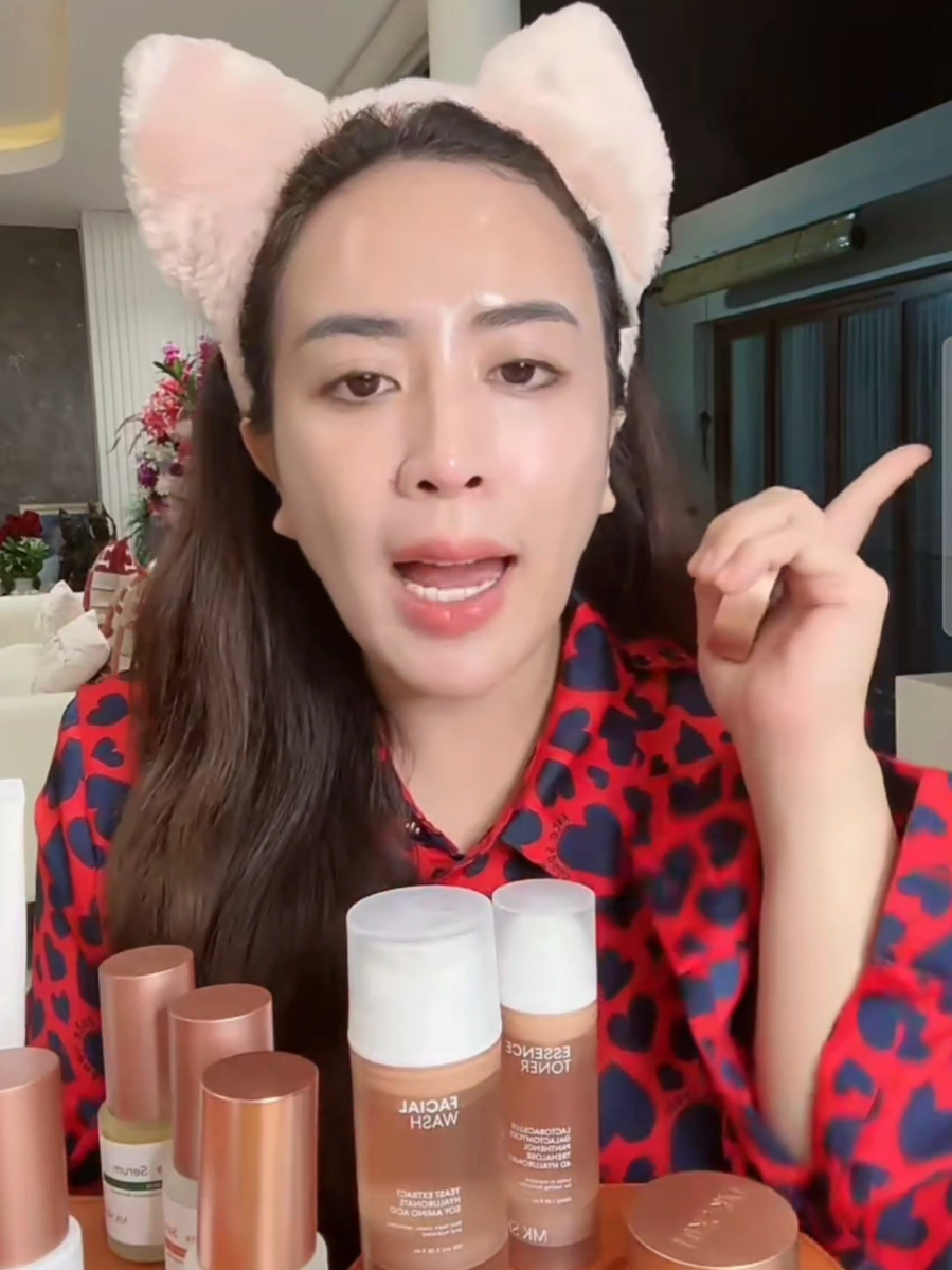 Coba cek kranjang kuning sekarang MK Skin lagi Diskon Ambyaarr🔥 @maharani kemala  #mkskincare #mkskinofficial #mkskin #maharanikemala 