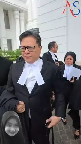 Sidang media peguam keluarga Allahyarham Zara Qairina Mahathir selepas prosiding permohonan semakan terhadap keputusan Koroner yang membenarkan peguam lima remaja dituduh di Mahkamah Kanak-Kanak menjadi pihak berkepentingan dalam inkues kematian arwah Zara di Mahkamah Tinggi Kota Kinabalu. #JusticeForZara #JusticeForZaraQairina #anaksabah36 #sabahantiktokers #fyppppppppppppppppppppppp 