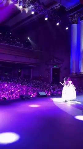 FREEN BECKY LATAM TOUR MEXICO #FreenBecky1stFMinMexicoCity 