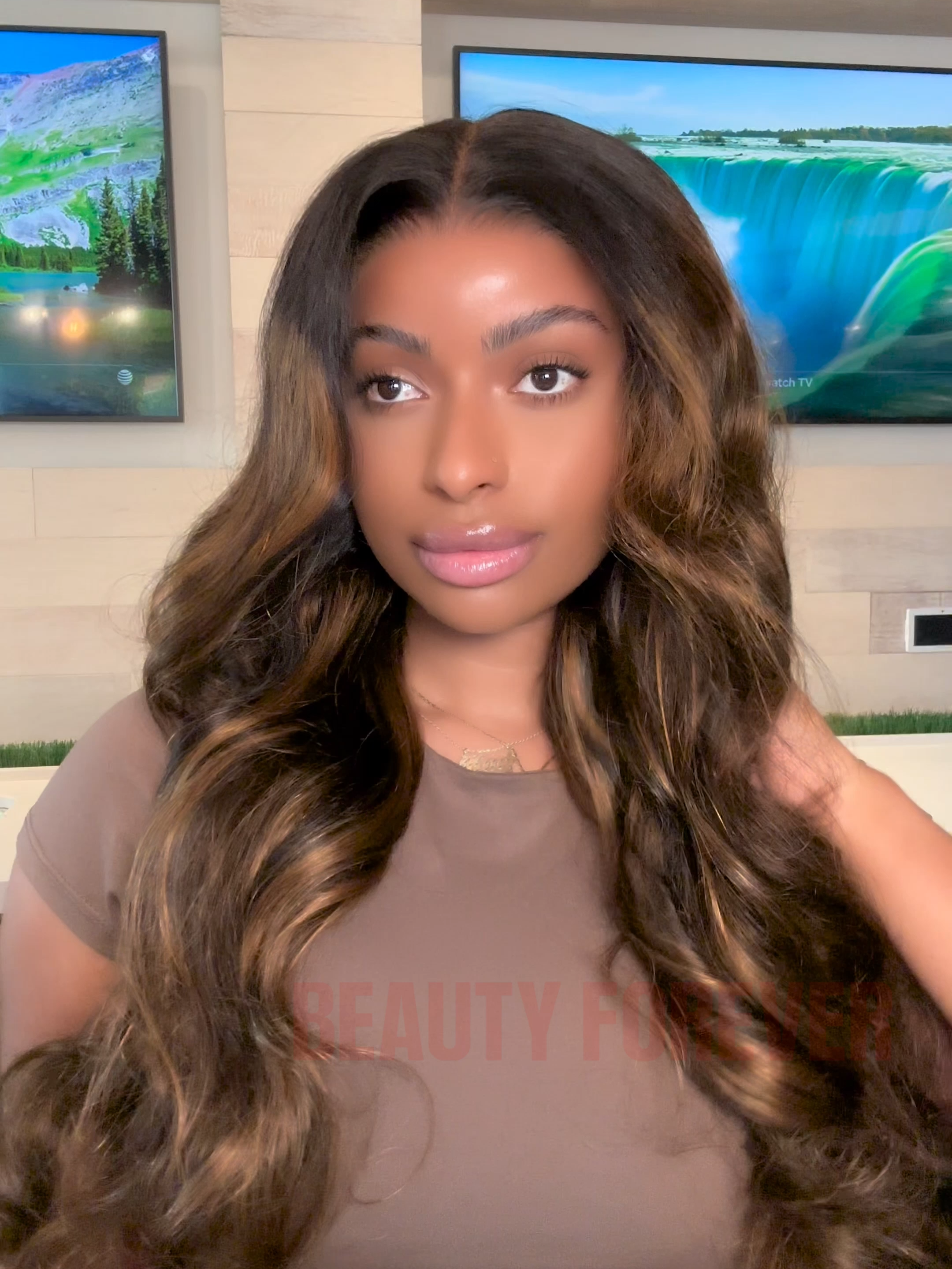 Body wave, sunlit highlights 🌞✨#beautyforeverhair #highlightwig Comment 