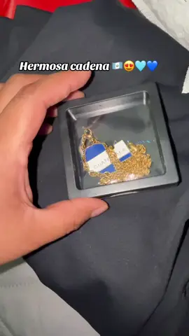 Me encantó 🇬🇹😍🫶10/10 👌🫶🩵💙🇬🇹 #tiktokshop #viraljewelry #TikTokMadeMeBuylt #JewelryLovers #fyp 