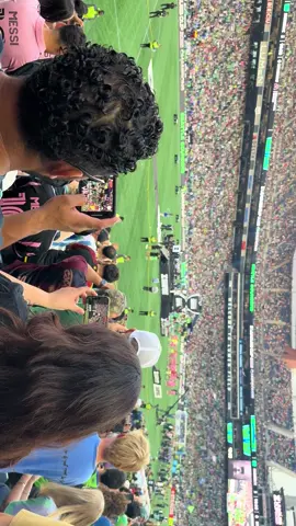 Was so greatful to be there to see my childhood idol and to see my hometown team Winn🥹 vamos sounders #soundersfc 