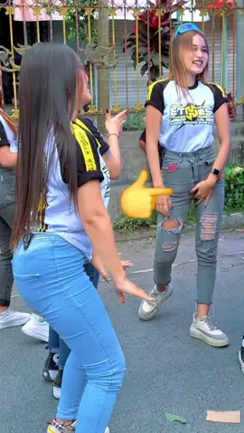 masih pemanasa, semua sudah kumpul #karnaval #fyp #dancer #viral #untukmu #videofyp #jobdancer #for 