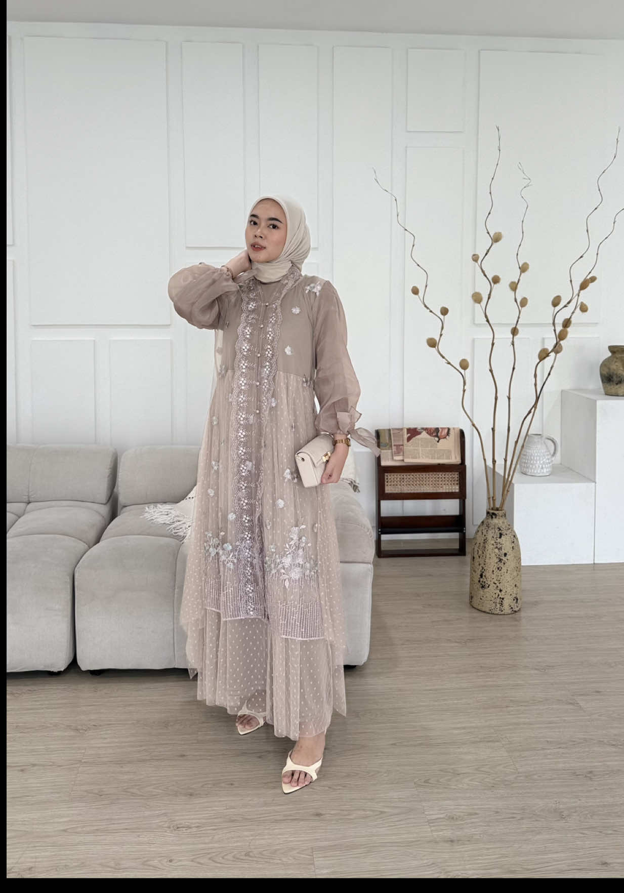 SAMIRA MAXI DRESS #promomakangajian #fatunhijabs #fyp #gamiskekinian #gamislebaran #bajukondangan #gamislebaran2026 #gamiskondangan 