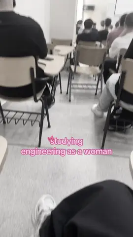 Engineering>> #women #engineering #engineeringstudent #majors #model 