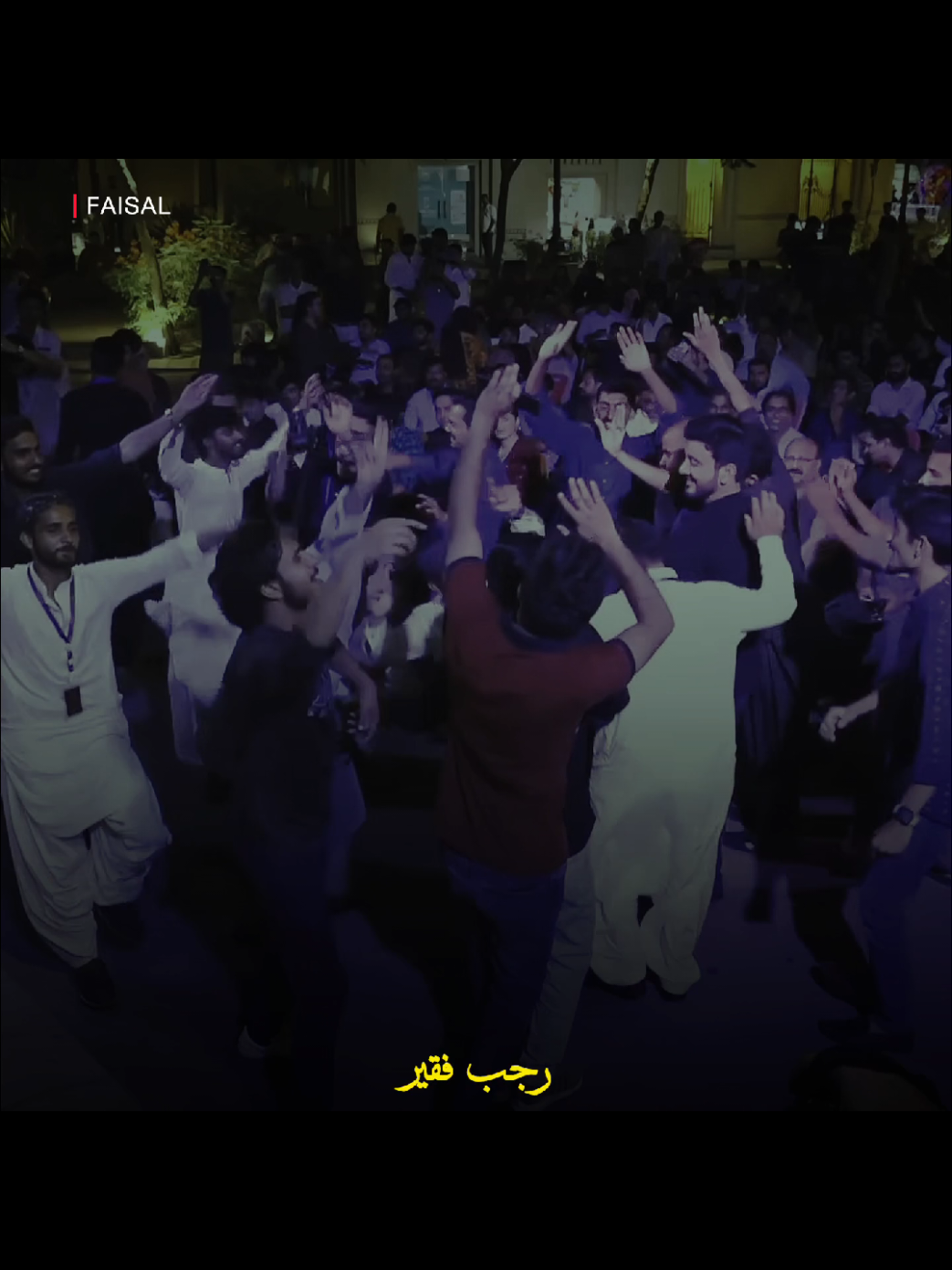 😔ھل ته ڪنهن مئقدي م ھلون RAJAB FAQEER🥂 .  .  .  #RajabFaqeer 🎶 #SindhiSong ❤️ #MehfilSuroor 🎤 #SindhiCulture 🌸 #LokGeet ✨ 