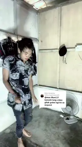 Membalas @nakes_negerisakura14 kalau tujuanmu untuk bermain-main aku yang mengajarkanmu cara mainnya tapi kalau tujuanmu serius nyawa pun akan aku taruhkan 😜😜😜😜😜😜😜#anjay @BOSS JIRAN 🔥 @kiiki faloya 64 