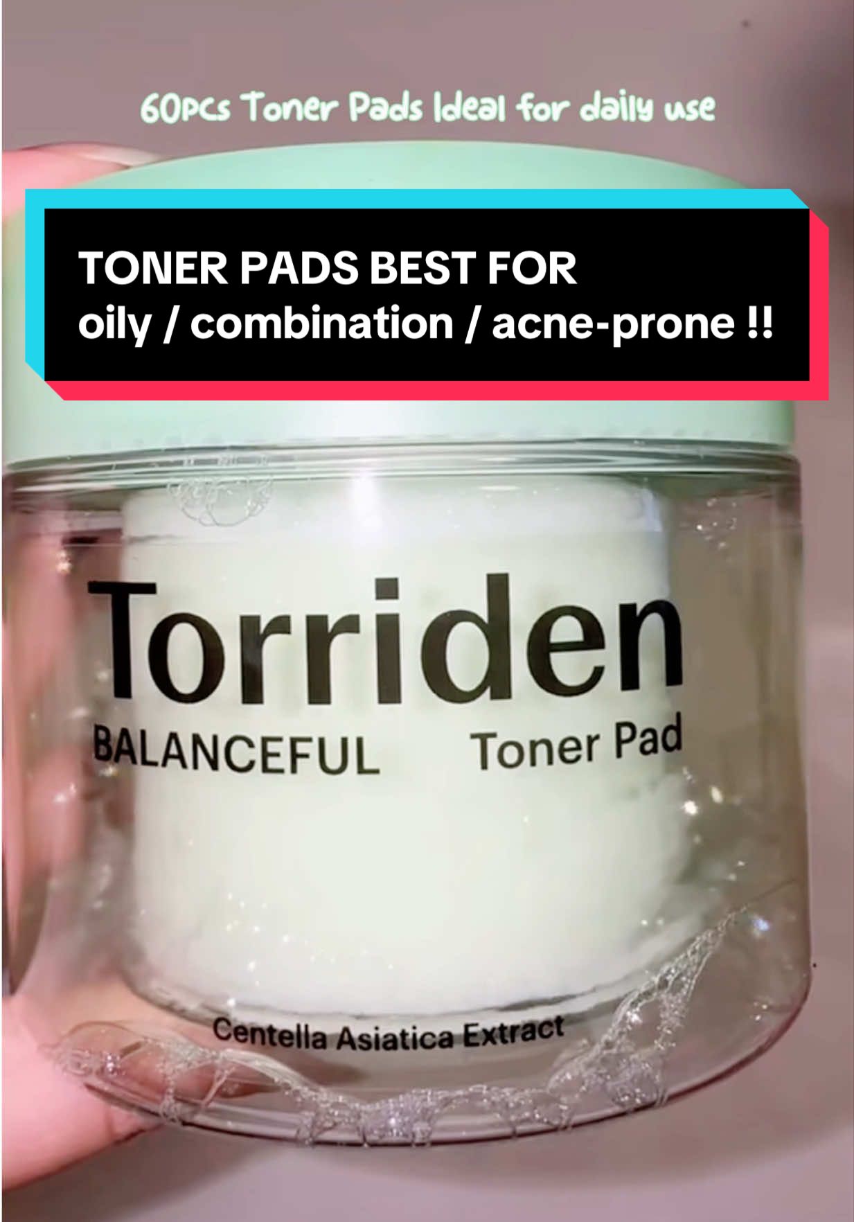 😖Breakouts? Oil? Dry Patches? Flaky Skin? — These Pads are here to handle it all, returning you a rejuvenating skin!  🍃 using its 5D Cica Complex ( infused w/ Centella Asiatica ),  🔪Gentle Exfoliation w/ LHA, PHA,  💦 Hydrating you w/ Panthenol, Hyaluronic Acid. 🏷️; @Torriden SG @TORRIDEN US @kalei SG #Torriden #TorridenSG #BalancefulTonerPad #OilySkin #CombinationSkin 