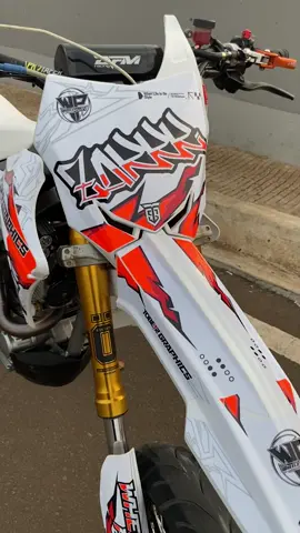 Bodiset gordon👇🏻#supermotoindonesia #fypシ゚viral #supermototiktok #supermotoganteng #klxsupermoto 