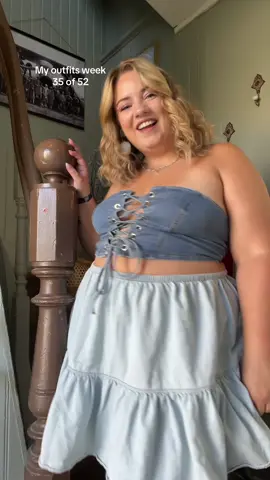 #OutfitsOfTheWeek #curvyfashion #festivaloutfit 