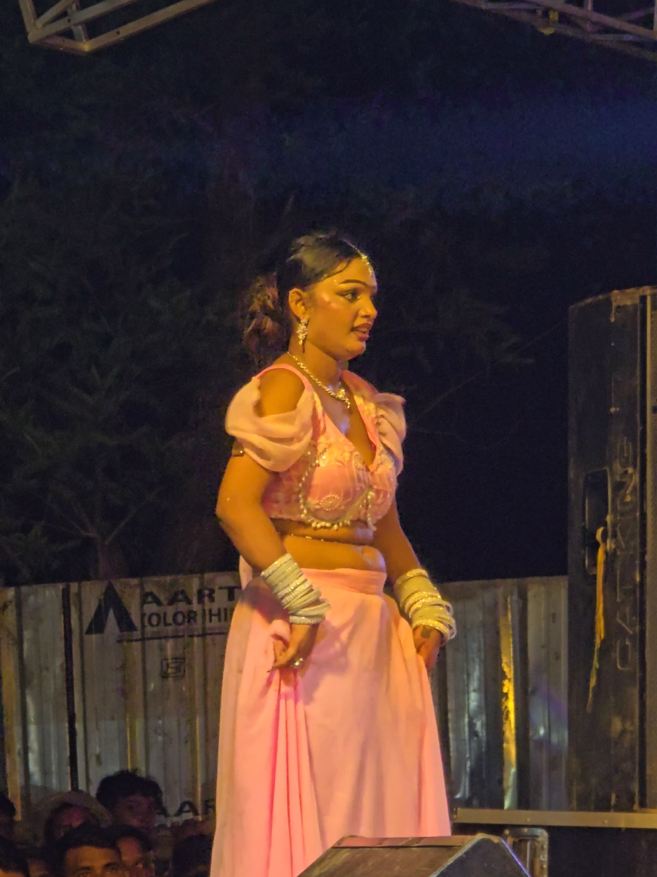 Ufff🔥🫣#pirti #pirtipaswan #stageshow #fyp #dance 🖐🦵