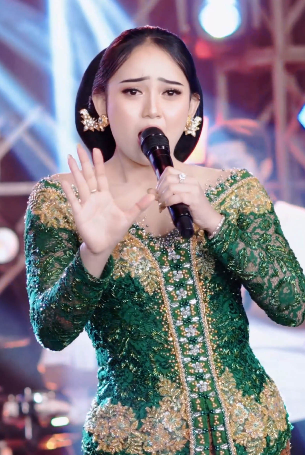 Takkan Pisah - Silvy Kumalasari #silvykumalasari #takkanpisah #dangdutstory #music #fyp 