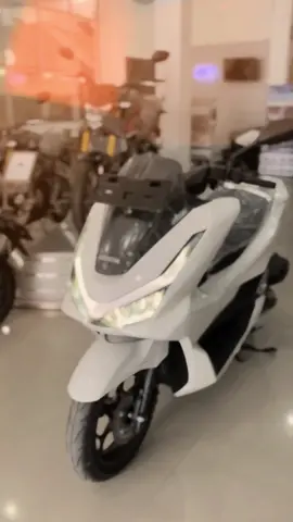 Pcx 160 Cbs White😍🤍 #honda #Honda #pcx160 