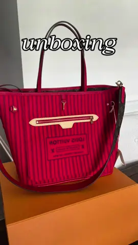neverfull unboxing#louisvuitton #lv #unboxinghaul #lvunboxing #luxury #neverfull 