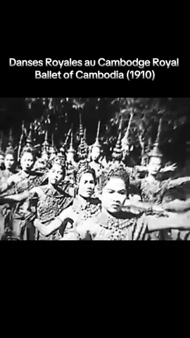 Danses Royales au Cambodge Royal Ballet of Cambodia (1910) The Khmers were among the earliest and most influential bearers of culture in Southeast Asia.”🇰🇭🇰🇭#RoyalBalletOfCambodia #KhmerCulture #cambodia 1910#KhmerOrigin #creatorsearchinsights 