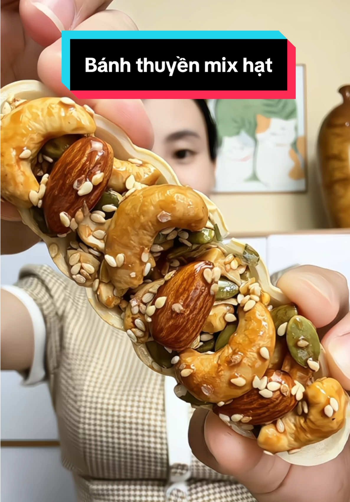 Bữa nào bận quá không kịp ăn sáng, là mình hay ăn bánh thuyền mix hạt dinh dưỡng này #banhthuyenmixhat #banhthuyenhatdinhduong #fyp #ancungtiktok 