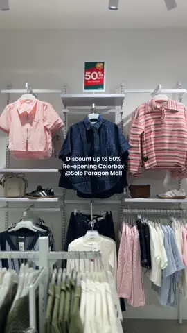 Discount up to 50%, at re-opening Colorbox Solo Paragon Mall 🛒🛍️ Store baju favorite kita semua ini akhirnya re-opening dengan tempat yang lebih luas dan article yang lebih beragam pastinya. Senengnya lagi mereka lagi ada discount up to 50% loh, cus buruan kesana 👀👋🏻 @Colorbox Indonesia  📍 Solo Paragon Mall #colorbox #infosolo #fashion #solo #solo24jam 