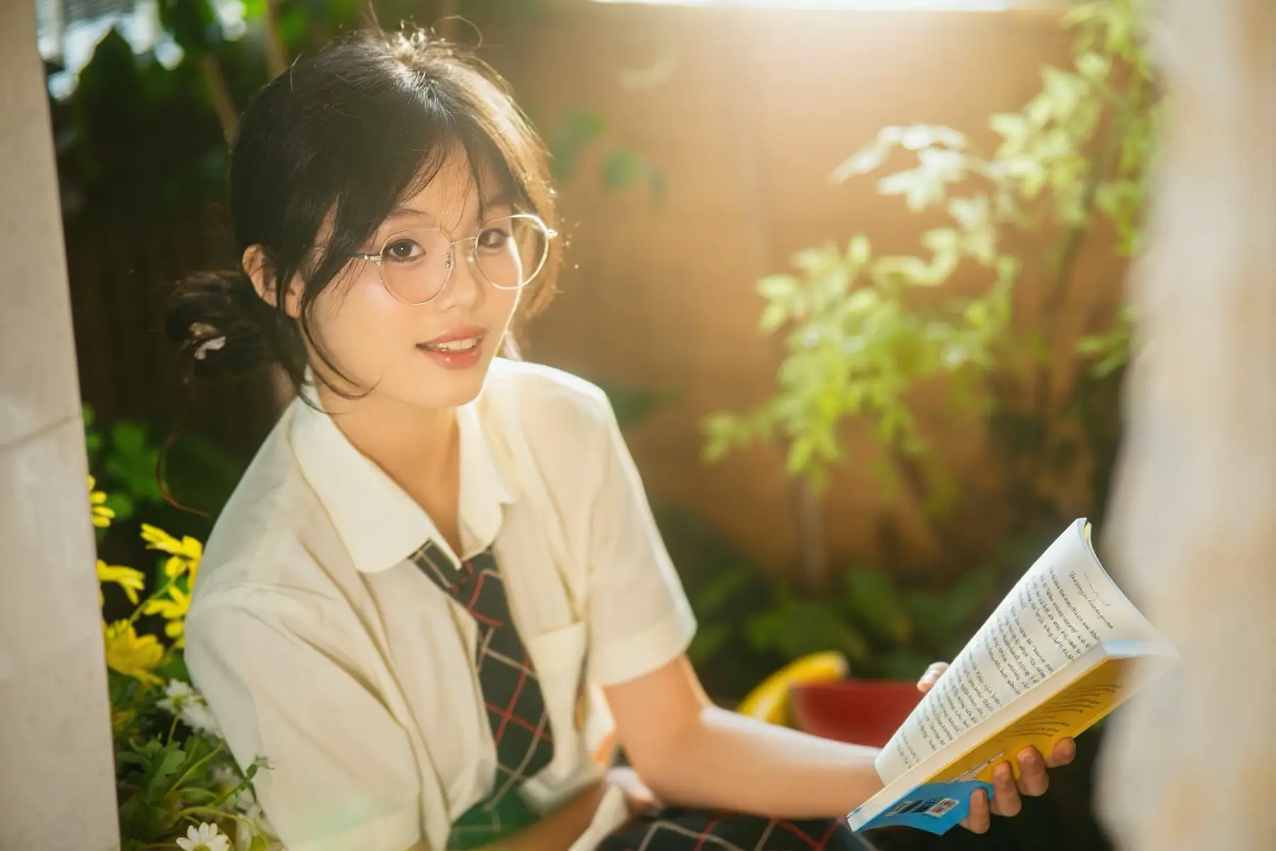 Bộ ảnh thanh xuân cho em gái vừa lên cấp 3 🌸 lưu giữ lại những kỉ niệm của bản thân thì ib mình nha  Chỉ vỏn vẹn 800 cá luôn makeup nhe  #xuhuongtiktok #viral #photography #chupanh #photoshoot 