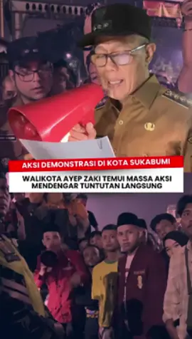 Wali Kota Sukabumi menunjukkan keberanian sejati dengan langsung menemui massa aksi dan menandatangani tuntutan mereka untuk ditindaklanjuti. 🌟 Inilah wujud nyata kepemimpinan yang dekat dengan rakyat, berani mendengar, dan siap bergerak demi kebaikan bersama. 🎉 Momen ini menjadi bukti bahwa suara warga Sukabumi benar-benar punya arti! #kotasukabumi #ayepzaki #PemimpinDekatRakyat #DemokrasiHarmonis #wargajagawarga 