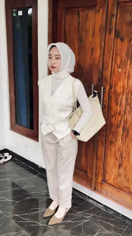 lucu outfitnyaa🤍#outfitinspiration #outfitinspo #outfitcheck #outfitoftheday #outfitngantor 