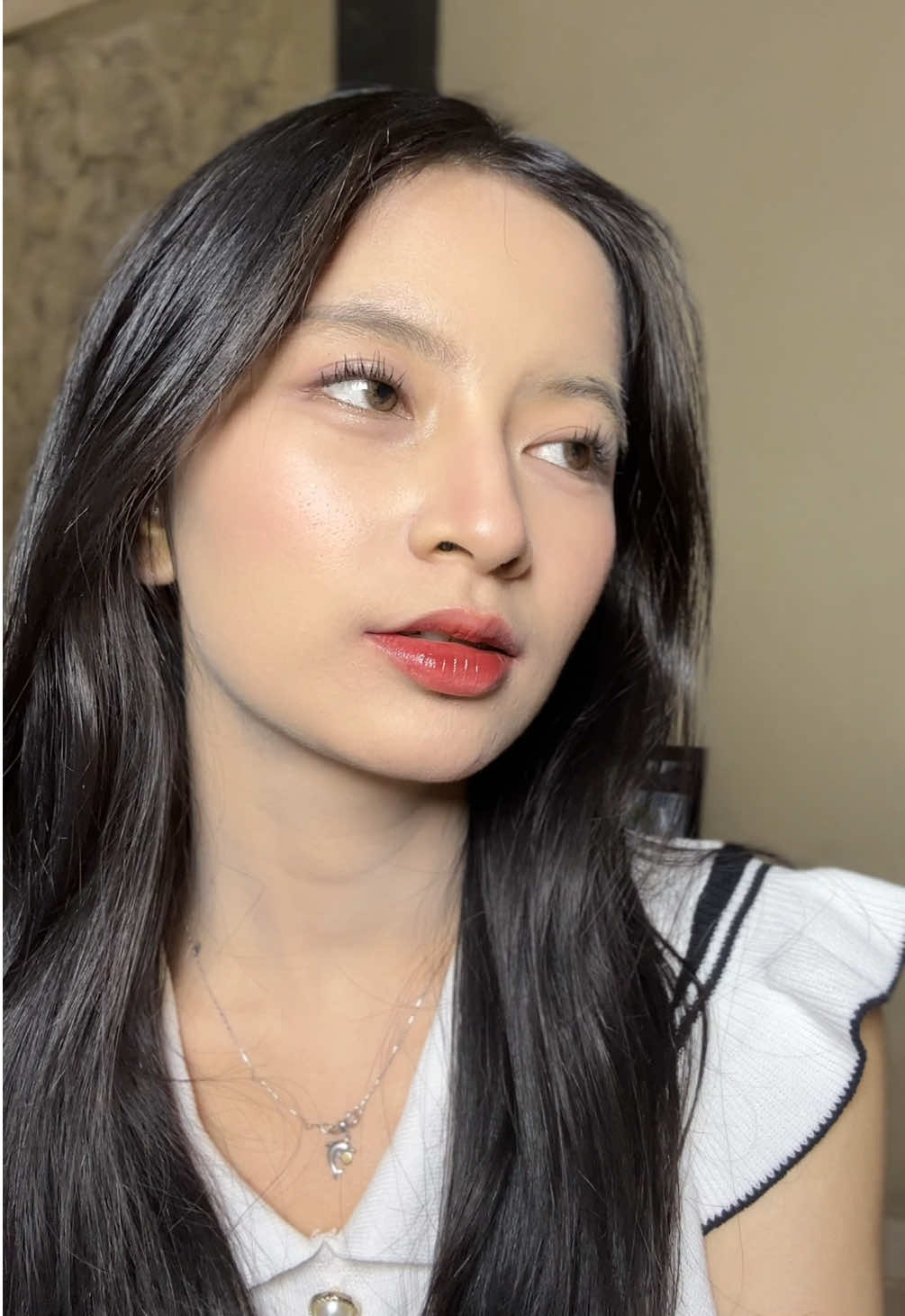 Tips makeup STAND OUT nih! Tonton sampe habis🫶 @DAZZLE ME INDONESIA  #mascara #mascaradazzleme #mascsraantiluntur #BeautyTok 