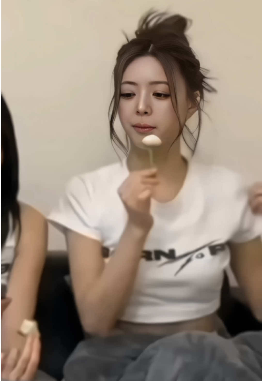 𝗬𝘂𝗻𝗮 𝗲𝗮𝘁𝗶𝗻𝗴 𝗳𝗮𝗻𝗰𝗮𝗺 - kalıte ayarını baya begendım #yuna #itzy #lisaschiel #fyp #imnotcool @TikTok @TikTok Trends @TikTok LIVE @TikTok Türkiye @cellat36 @ITZY @ITZY JAPAN OFFICIAL 