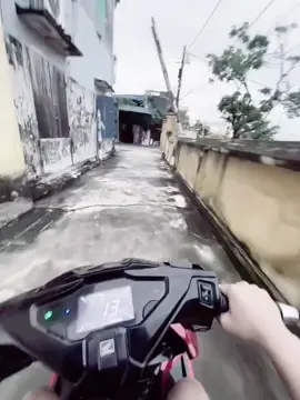 Câu nói mình thích nhất ‘’Bạn cũng là lần đầu làm chính mình mà “vì thế làm sao  không tránh khỏi những lần mình loay hoay , những ngày thấy mình chẳng đủ tốt , chẳng đủ tự tin để vượt qua ,đừng vội trách bản thân khi bạn chưa biết mình nên bước tiếp như thế nào ,bởi ai cũng cần lớn lên trong chính câu chuyện của mình ,cứ đi cứ sống cứ sai cho đến khi bạn hiểu rằng chỉ cần bạn không buông tay chính mình , mọi thứ cũng có thể bắt đầu lại ! Các con vợ đã hiểu chưa nhỉ 😑#xh #foryou 