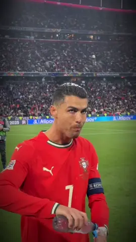 Il n’a pas seulement marqué des buts… il a marqué l’Histoire 🐐✨ Cristiano Ronaldo, le roi éternel du football ❤️⚽ #GOAT #CR7 #tiktokviral #fyp #pourtoii 
