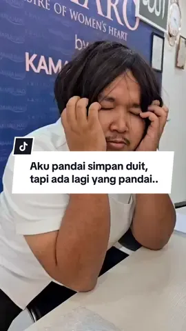 Aku ni kira jenis pandai jaga duit… tapi ada lagi yang lagi pandai dari aku 😏 Sepandai-pandai aku kira bajet, bab emas confirm kalah. Kalau bini nak beli, automatik dia pandai arahkan aku yang bayarkan. Tak sempat nak fikir banyak, dah masuk dalam beg dia dah 🤭 Haa siapa lagi kat sini geng ‘bayarkan', fikir kemudian’? Kalau awak pun sama, jom singgah Kaharo Jewels. ✨ 📲 𝐂𝐞𝐩𝐚𝐭 𝐖𝐡𝐚𝐭𝐬𝐀𝐩𝐩 𝐤𝐚𝐦𝐢: https://kaharojewelsdungun.wasap.my https://kaharojewelspaka.wasap.my https://kaharojewelssha.wasap.my/ 𝐉𝐎𝐌 𝐂𝐔𝐂𝐈 𝐌𝐀𝐓𝐀 𝐃𝐈 𝐊𝐀𝐓𝐀𝐋𝐎𝐆 𝐊𝐀𝐌𝐈! https://t.me/kaharojewels Apa yang menarik di Kaharo Jewels? ➡️ Menjual dan membeli emas ➡️ Koleksi pelbagai design STM, fesyen, dan evergreen ➡️ Design eksklusif, trendy & terkini ➡️ Diperbuat dari kilang terpilih & terbaik 💥 𝐓𝐑𝐀𝐃𝐄-𝐈𝐍/𝐁𝐄𝐋𝐈 𝐄𝐌𝐀𝐒 𝐃𝐄𝐍𝐆𝐀𝐍 𝐇𝐀𝐑𝐆𝐀 𝐓𝐄𝐑𝐓𝐈𝐍𝐆𝐆𝐈! 💥 𝐊𝐞𝐧𝐚𝐩𝐚 𝐩𝐢𝐥𝐢𝐡 𝐊𝐚𝐡𝐚𝐫𝐨 𝐉𝐞𝐰𝐞𝐥𝐬? ✅ 100% milik Bumiputera ✅ Kami boleh cadangkan design yang sesuai dengan anda ✅ Staff berpengalaman dalam bidang emas ✅ Banyak pilihan walaupun bajet rendah! 𝐂𝐀𝐖𝐀𝐍𝐆𝐀𝐍 𝐏𝐄𝐑𝐓𝐀𝐌𝐀: KAHARO JEWELS DUNGUN PT 18081 Kompleks Perniagaan Sura Gate, 23000 Dungun, Terengganu https://maps.app.goo.gl/eZAYsKAonDxdYh3s8?g_st=ic 𝐂𝐀𝐖𝐀𝐍𝐆𝐀𝐍 𝐊𝐄𝐃𝐔𝐀: KAHARO JEWELS PAKA Lot PT 180 Tingkat Bawah, Pusat Niaga Paka, 23100 Paka, Terengganu https://maps.app.goo.gl/cvf4GvTUqdDkcQM46?g_st=ic . #kaharojewels #kaharofficial  #kaharojewelsterengganu #kaharodungun #kaharopaka