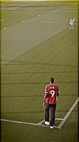 Isak#liverpool #violation #fypage #copylink 