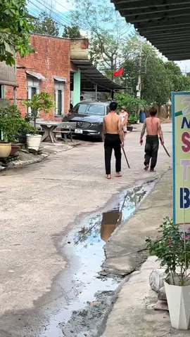 Ae tao tới nek,,!!😅