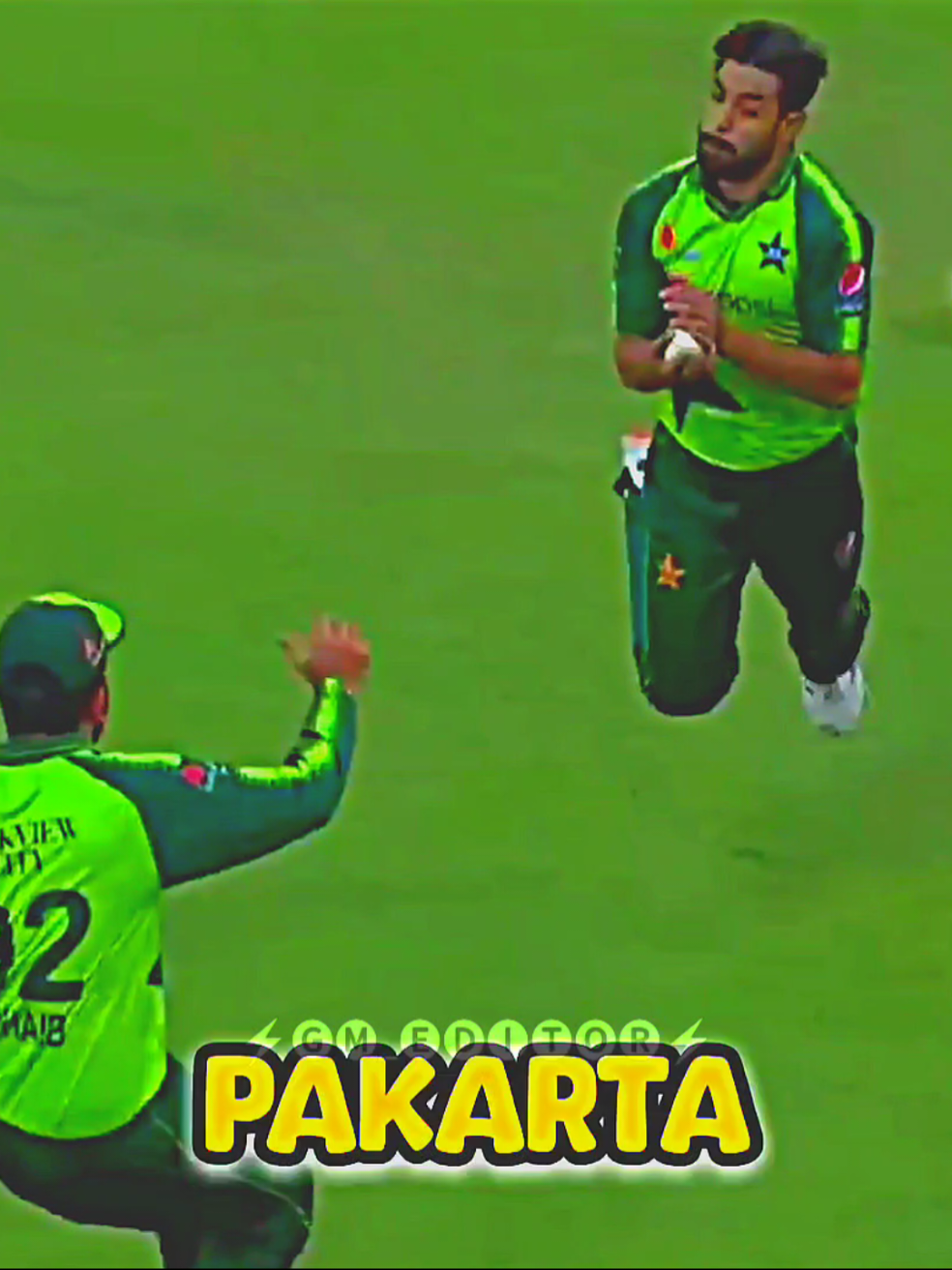 DO and Die Catches #cricket#cricketshorts #pakistanireviewz #shorts#babarazam #foryou #trending #fypシ #viral 
