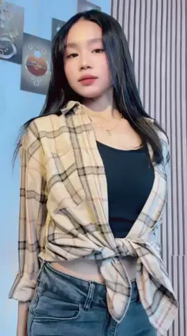 akun putry yang utama udah balik ya, Putry live diakun ini @putryamanda 🫰🤗
