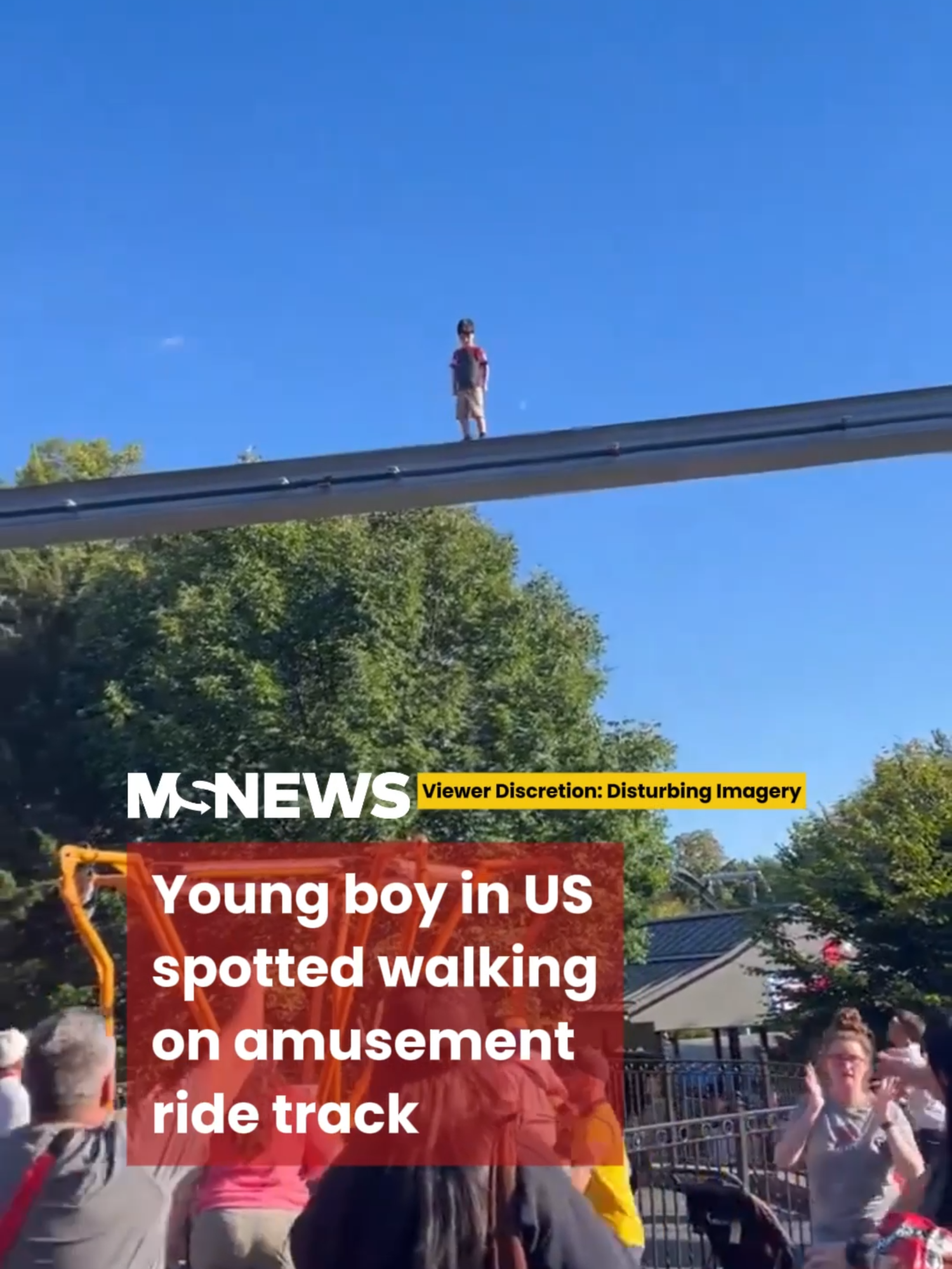 The child was safely reunited with his family. #mustsharenews #sgfyp #usa #amusementpark