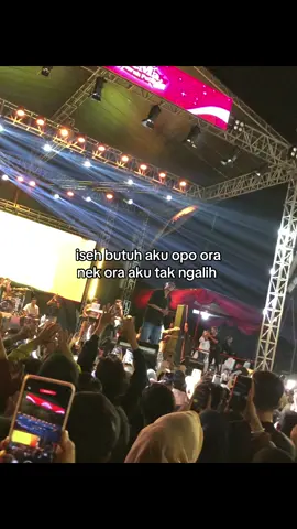 #galaubrutal 