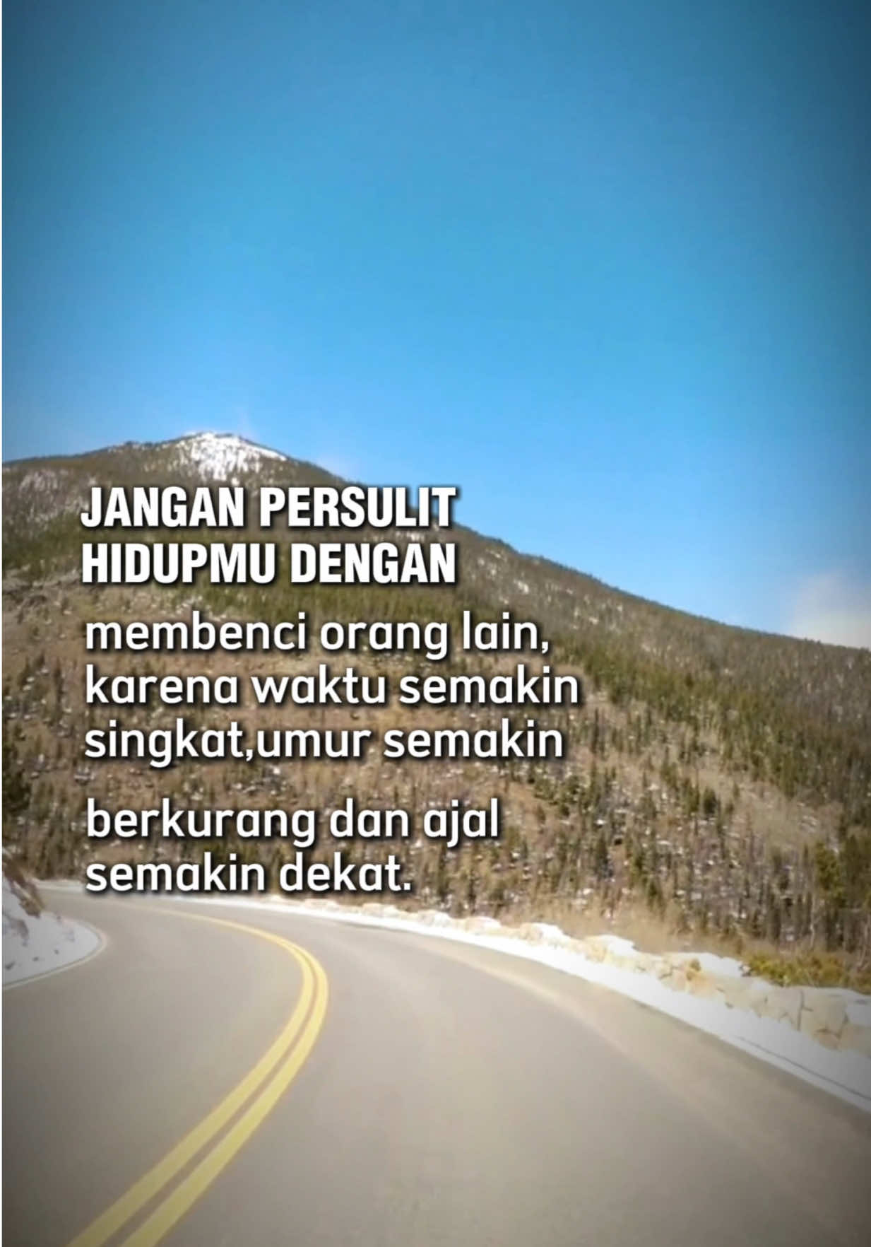 😔 Kita sering menghabiskan waktu untuk membenci orang lain. Padahal umur semakin berkurang, dan ajal semakin dekat. 🌱 Hidup terlalu singkat untuk dipenuhi kebencian. Lebih baik gunakan sisa waktu untuk memaafkan, berbuat baik, dan menebar kasih sayang. ✨ Mari kita isi hari dengan kebaikan sebelum waktu tak lagi ada. 👉 Jangan lupa share, like, dan komen agar pesan ini bisa sampai ke lebih banyak orang. #RenunganHidup #MotivasiIslam #HidupBerkah #Pemaaf #IngatAjal