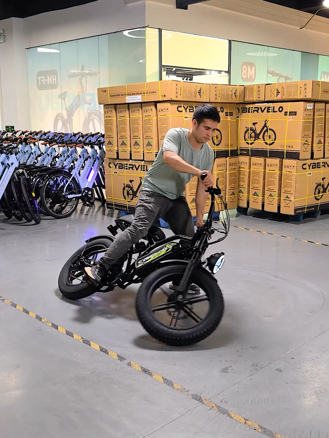 Can you do this?#ElectricBicyle #cybervelo #ebikereview #Bicycle #bikemtb #ebike #FYP #foryourpage #electricbike #electricbicycle #productreviews #cybervelobike #Cybervelo #bicycle #bikeshop #ebikes #biking #bikelife #ridstar #ebikelife