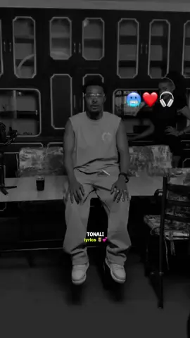 This song 🎵🙌🏻❤️✨#tonalilyrics🌺🍂 #fypシ゚viral🖤tiktok #fypシ゚ #somalilyrics🌺😕💎 #jawi_bila🌊❤️🌴 