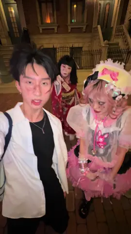 ののちとゾンビから逃げてるnow😭最悪で最高〜 #PR #ユニハロ #ユニバ #USJ #最悪で最高 @🍥ののち🍥 @ユニバーサル・スタジオ・ジャパン公式  TM & © 2025 Universal Studios.