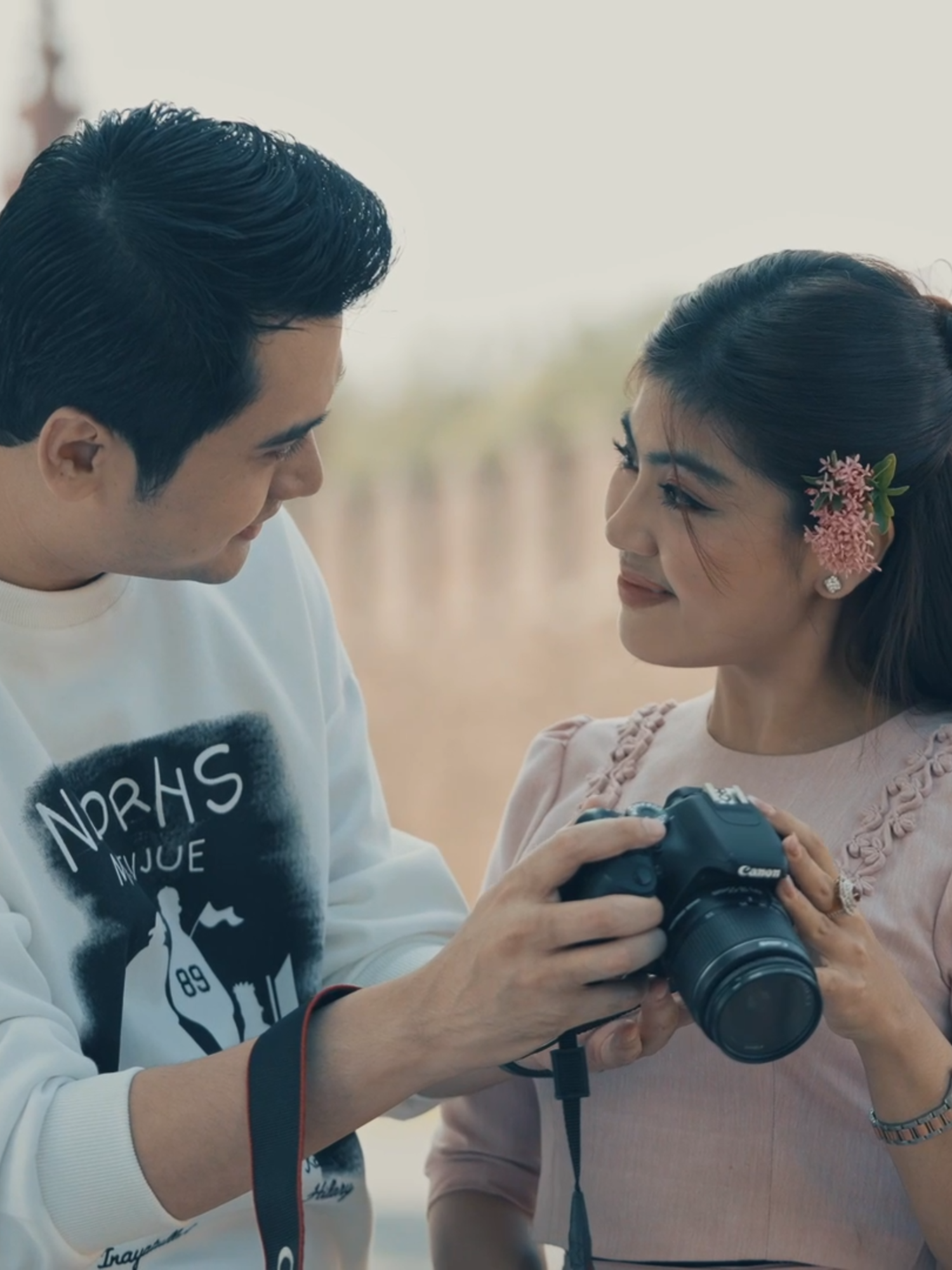 ဇော်ပိုင် (Zaw Paing) - မှီမယ်မထင် [Behind The Scenes] #ဇော်ပိုင် #ZawPaing #မှီမယ်မထင် #BehindTheScenes #HeinWaiYan #SoePyaeThazin #Song #MyanmarSong #Fyp #TikTok#MusicNet
