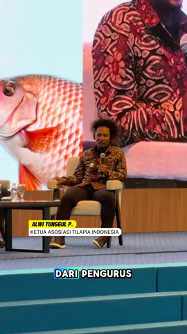 Revitalisasi tambak Pantura itu ibarat lari estafet, semua bagian dari hulu sampai hilir harus nyambung biar finishnya mulus. Ketua Asosiasi Tilapia Indonesia (ATI) dalam Seminar Outlook Tilapia 2025 pun bilang bahwa untuk mendukung program ini, hal pertama yang harus dipikirkan secara matang adalah ketersediaan benih atau indukan berkualitas. Di sisi lain, unit pengolahan juga harus didekatkan dengan zona produksi agar hilirisasi dapat berjalan optimal. Jadi semangat para pembudidaya jangan sampai luntur dan ngga perlu khawatir hasil panen akan kesulitan untuk dipasarkan. Sekarang waktunya kita dorong bareng-bareng, supaya tilapia Indonesia bisa benar-benar naik kelas dan jadi komoditas unggulan dunia! #PanganBiru #2025KKPRiseTogether #EkonomiBiruUntukIndonesiaEmas #SaktiWahyuTrenggono #KKPGOID 