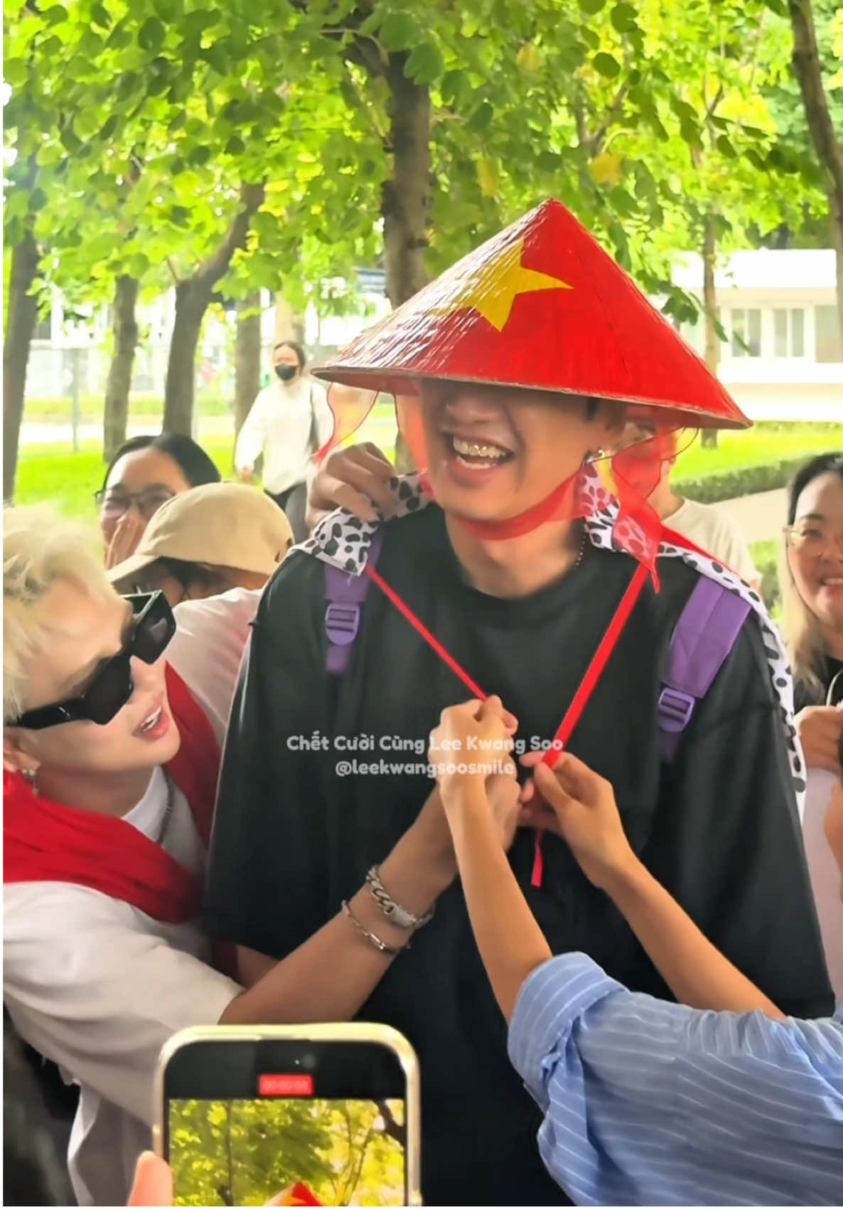 Đỏ rực 🇻🇳🇻🇳🇻🇳  #TayAnhGiuMotViSao #TAGMVS #leekwangsoo