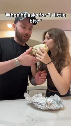 When I took a big bite of my girlfriend’s food,see how she reacted #funny#tiktok#prank#foryou#happy 