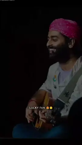 Lucky Fan 🥹☺️#arijitsinghcrazyfan🥰 #arijitsingh #arijitsinghsong #unfrezzmyaccount #foryoupage 