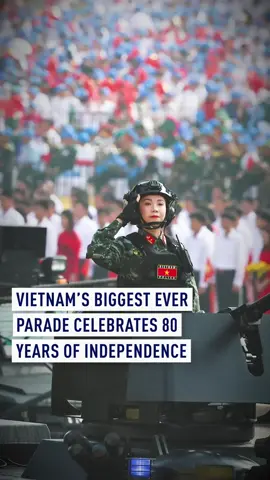 🇻🇳 Vietnam held its biggest ever parade, celebrating 80 years of independence from French colonial rule. 40,000 troops and civilians marched in Hanoi, joined by tanks and aircraft.