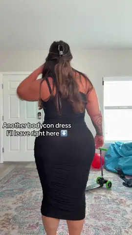 Where we goin? #midsize #plussize #bodycondress 