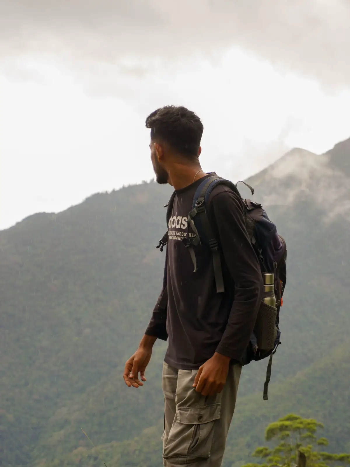 #foryou #beautifuldestinations #peaceful #viral #foryoupage #trending #cooldown #kalupahana_ohiya 